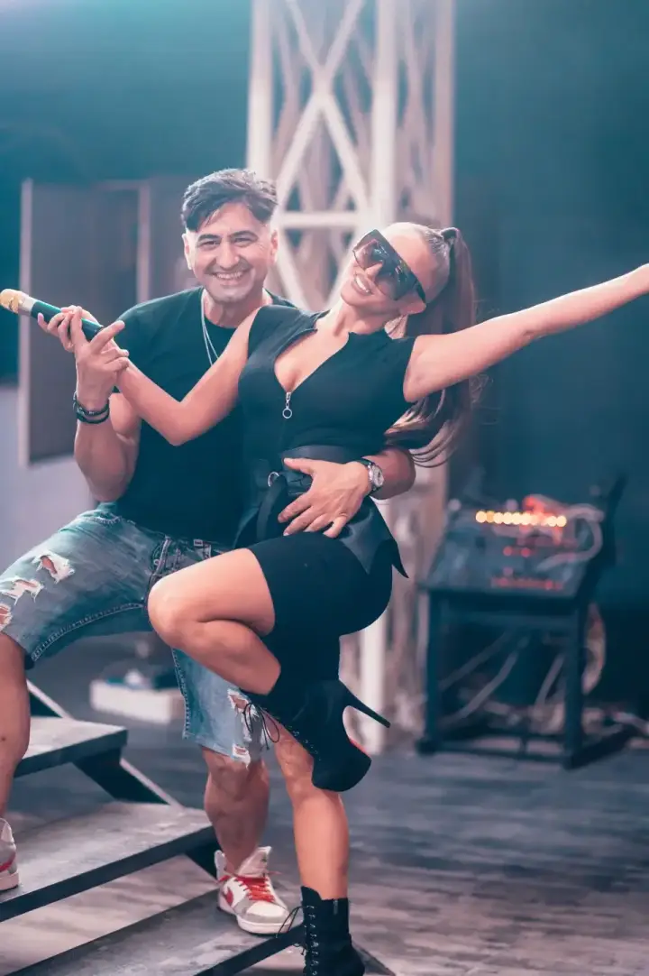Mega Discoteca Tineretului — moment din galerie 079