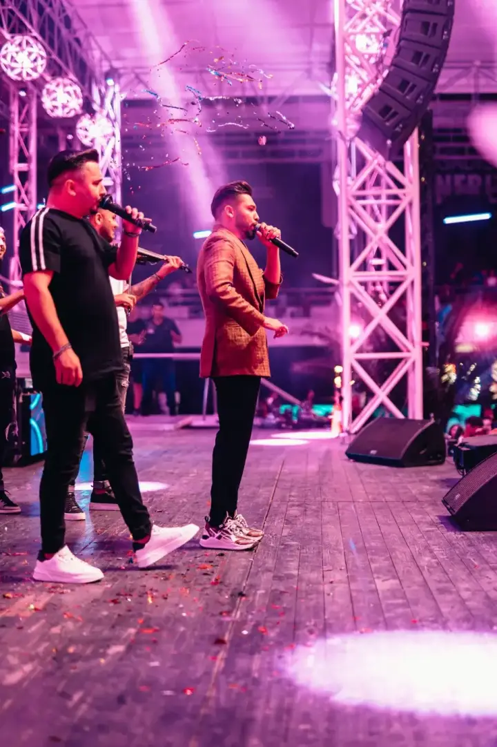 Mega Discoteca Tineretului — moment din galerie 093