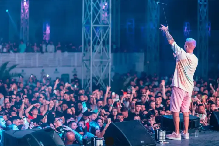 Mega Discoteca Tineretului — moment din galerie 188